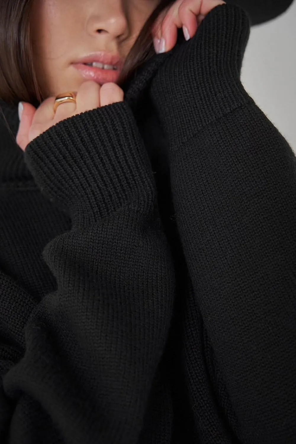 CHARTOU Women Turtleneck Sweater Pullover Fall Knitted Oversized Sweater Knit Top Jumper Knitwear