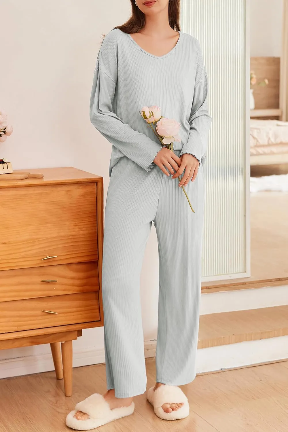 Ekouaer 2 Pack：Womens Ribbed Knit Pajama Set with Pockets Long Sleeve PJs V Neck Soft Loungewear Loose Matching Outfits Set