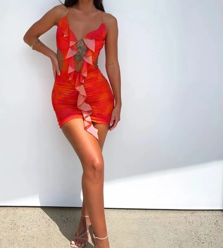 Sexy Tie Dye Cut Out Mini Dress Bandage Ruffle Bodycon Short Dresses Plunge Neck Criss Cross Going Out Dress