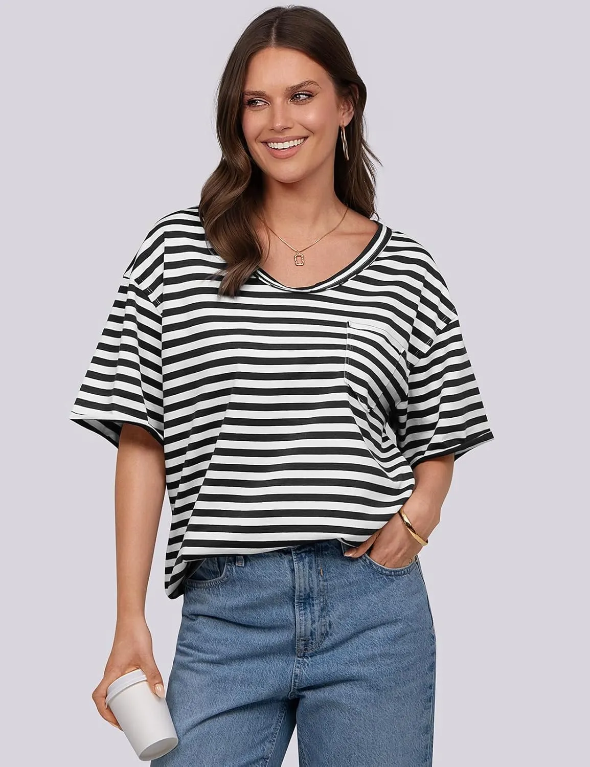 UEU Women Oversized Striped T Shirts Summer V Neck Short Sleeve Cotton Casual Loose Tops Tee Tshirts Trendy Fashion Clothes