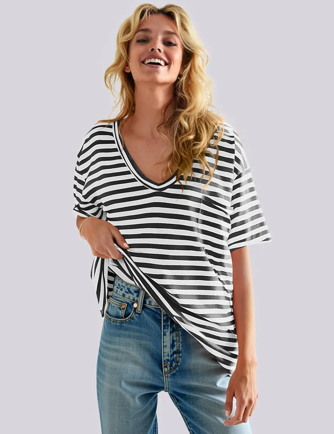 UEU Women Oversized Striped T Shirts Summer V Neck Short Sleeve Cotton Casual Loose Tops Tee Tshirts Trendy Fashion Clothes