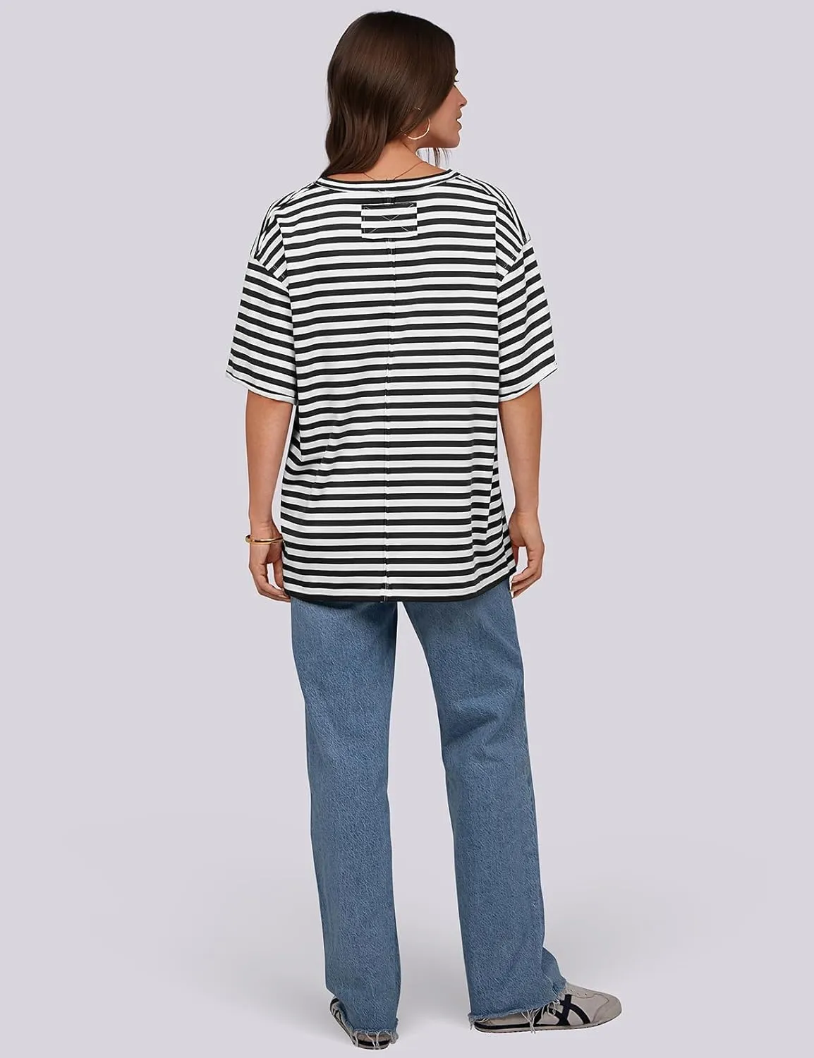 UEU Women Oversized Striped T Shirts Summer V Neck Short Sleeve Cotton Casual Loose Tops Tee Tshirts Trendy Fashion Clothes