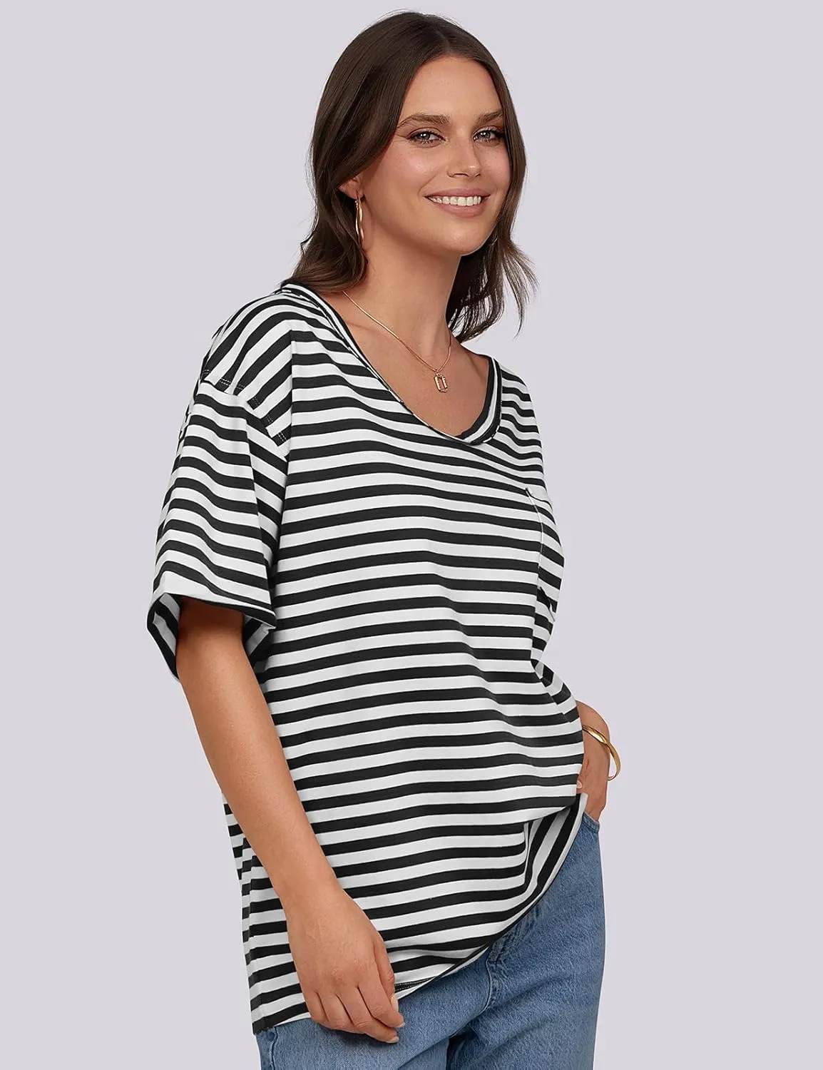 UEU Women Oversized Striped T Shirts Summer V Neck Short Sleeve Cotton Casual Loose Tops Tee Tshirts Trendy Fashion Clothes