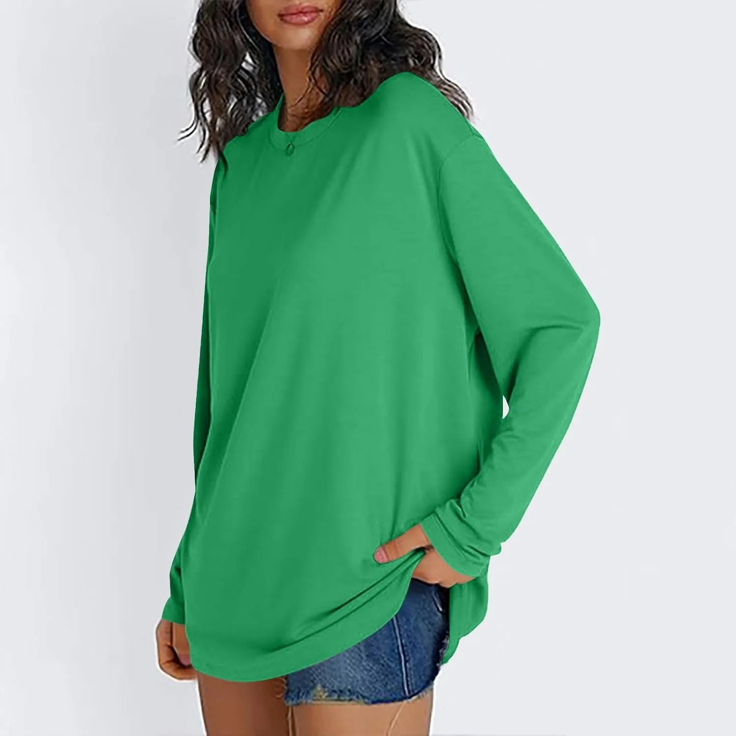 Womens Oversized Tops Long Sleeve Lightweight Shirts 2025 Spring Fashion Trendy Tops Crewneck Casual Solid Basic Tee